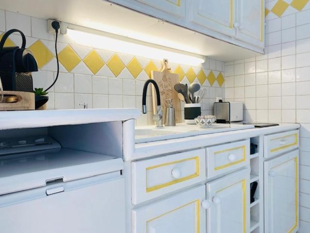 Apartamento Chez Virginie Agreable Centre Parking Ruan Exterior foto